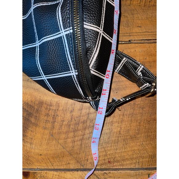 NWT Rampage Brown Cream Fanny Pack Belt Bag Adjustable Strap MSRP $68 - Picture 8 of 9